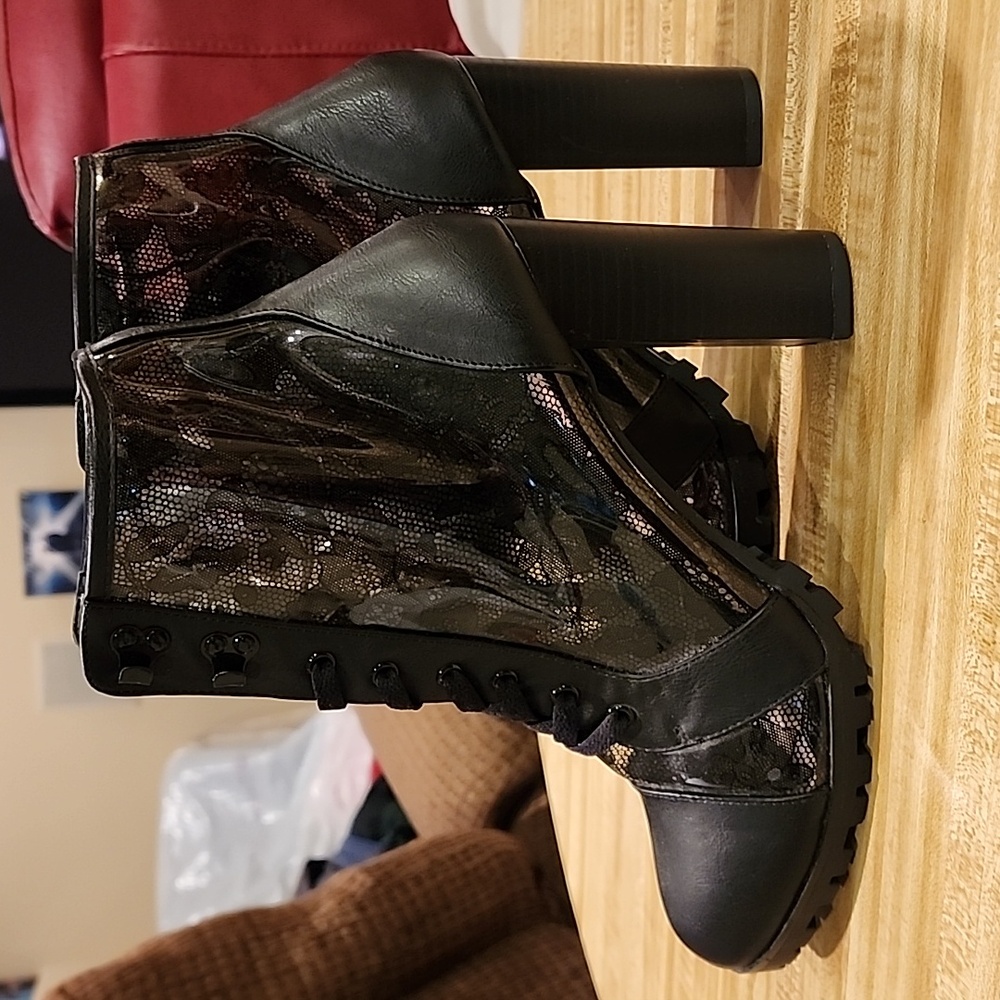 Shoedazzle Clear Floral Booties